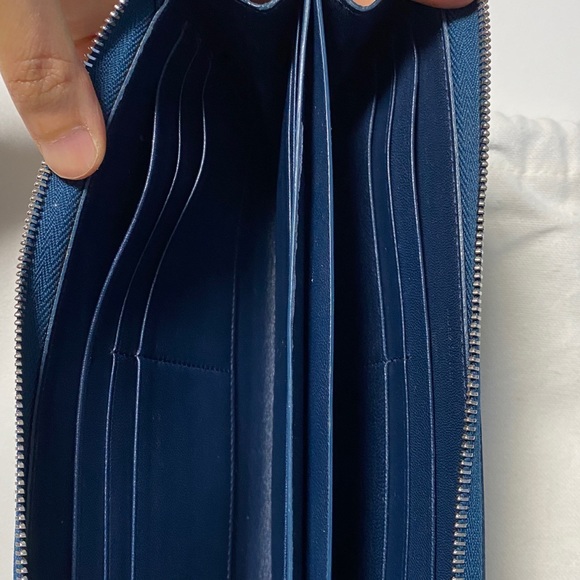 Authentic Celine blue half Zipped Wallet Preloved - Picture 8 of 14